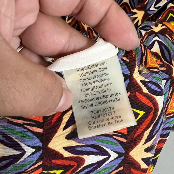 Alice Olivia Multicolored Geometric Silk Belted Button Shirt Dress Size Medium - Picture 8 of 9